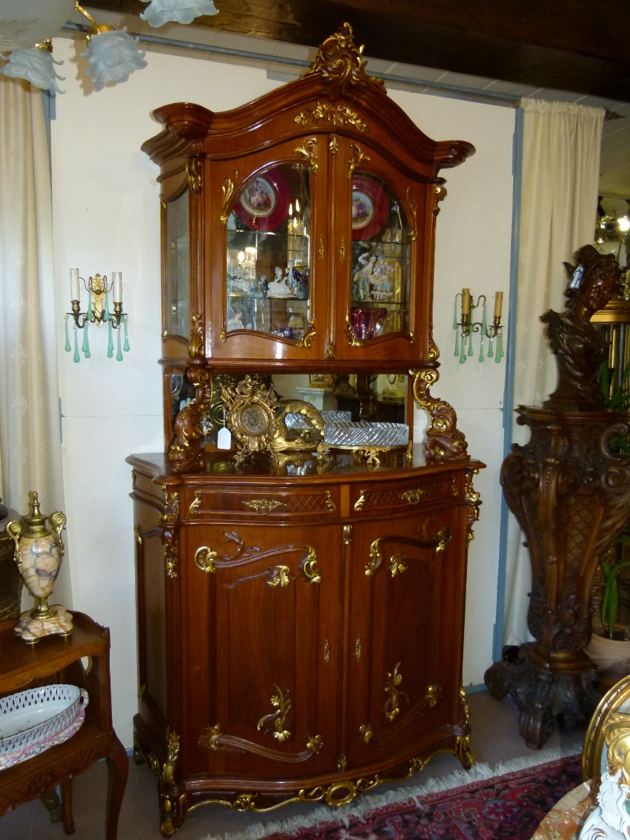 Louis 15 Cabinet