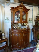 Louis 15 Cabinet