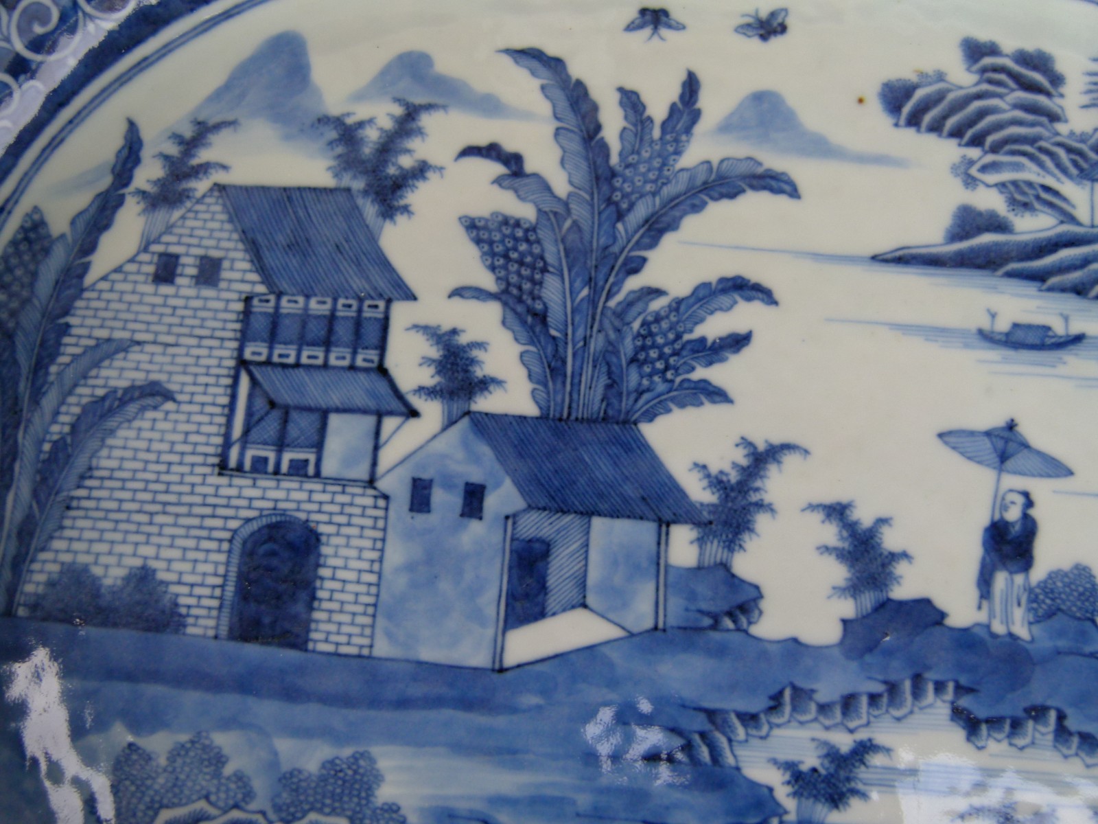 18 century Chinese plate blue and white