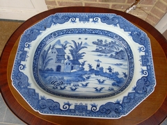 18 century Chinese plate blue and white