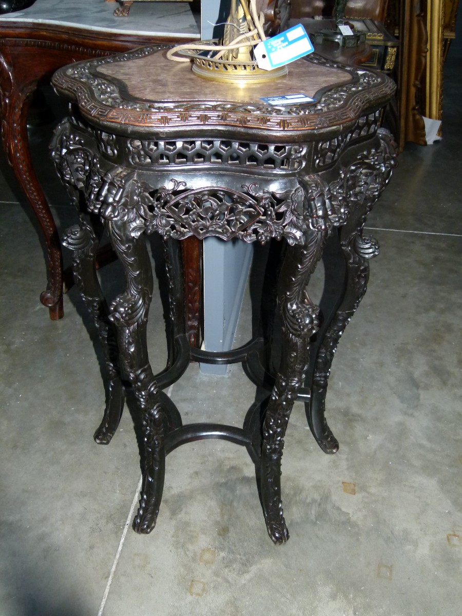 Chinese Small table stand