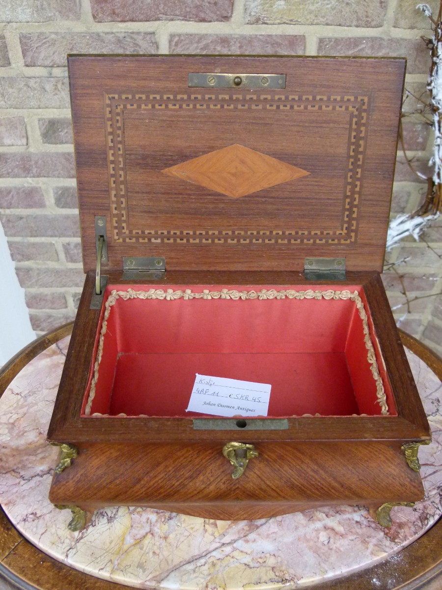Napoleon III Box with marquetery and bronzes