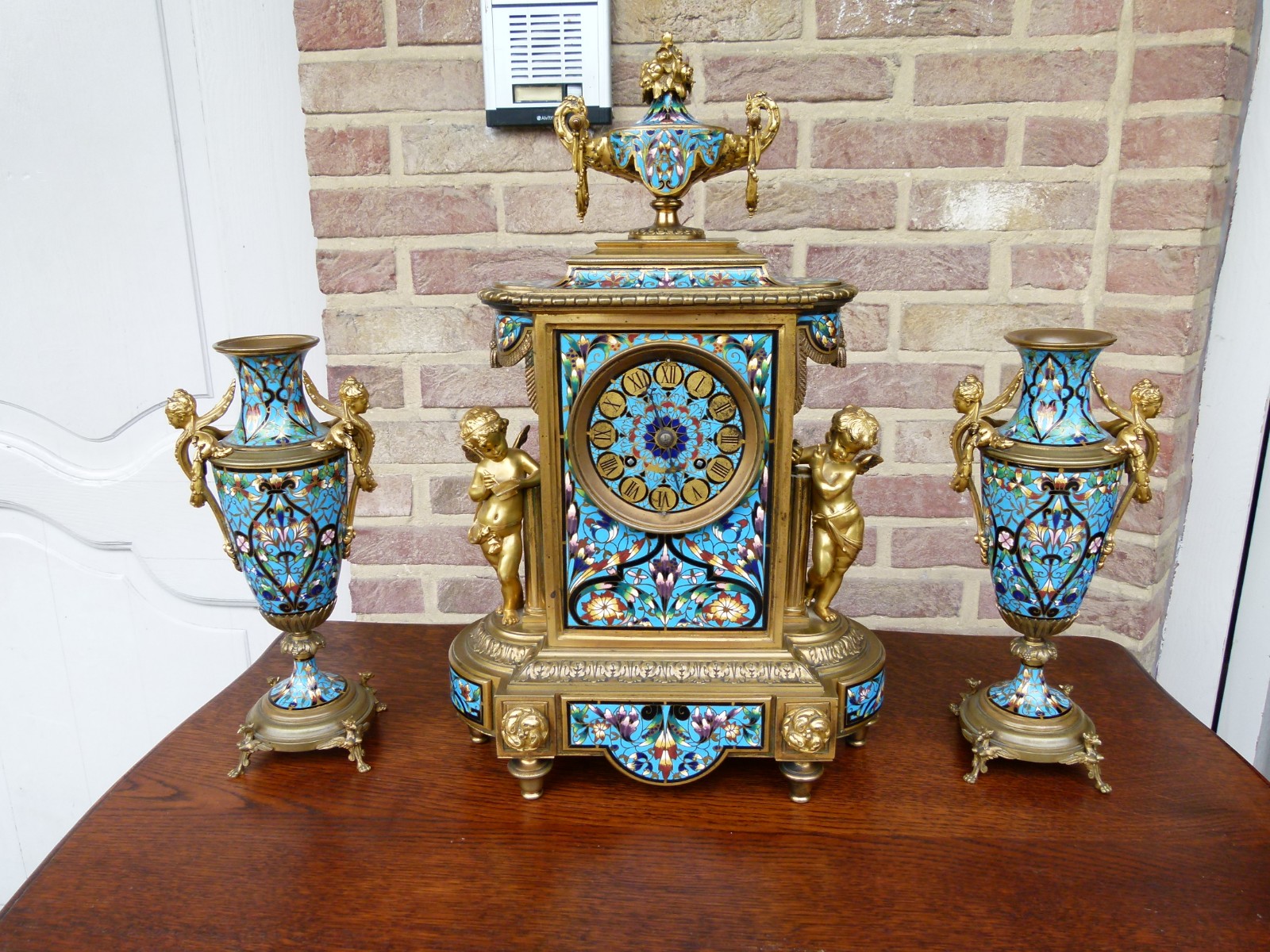 Napoleon III cloisonné Clockset with putti,s