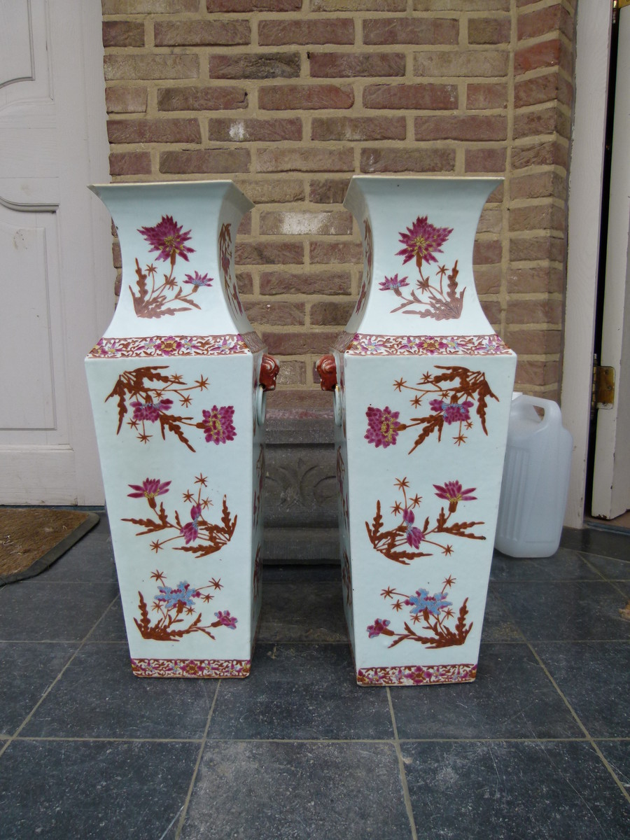 pair Chinese porcelain vases around 1890