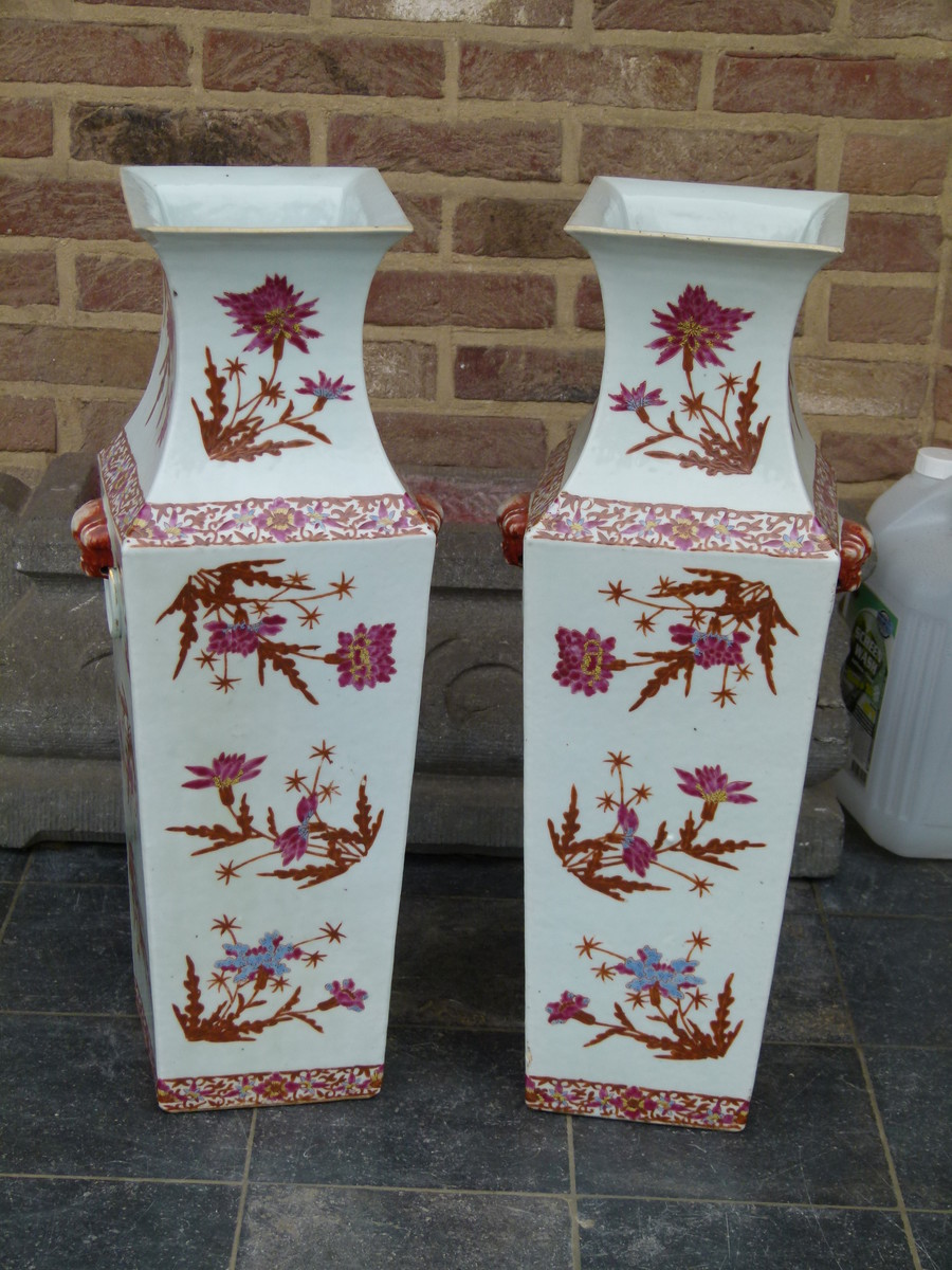 pair Chinese porcelain vases around 1890