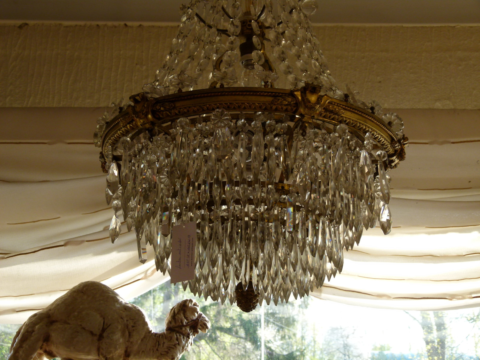 Louis 16 Lamp with crystals