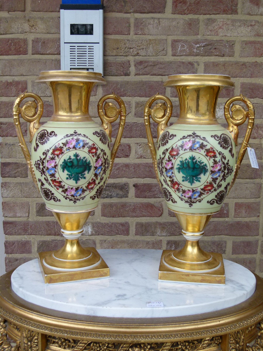 Empire Pair vases with romantic scenes