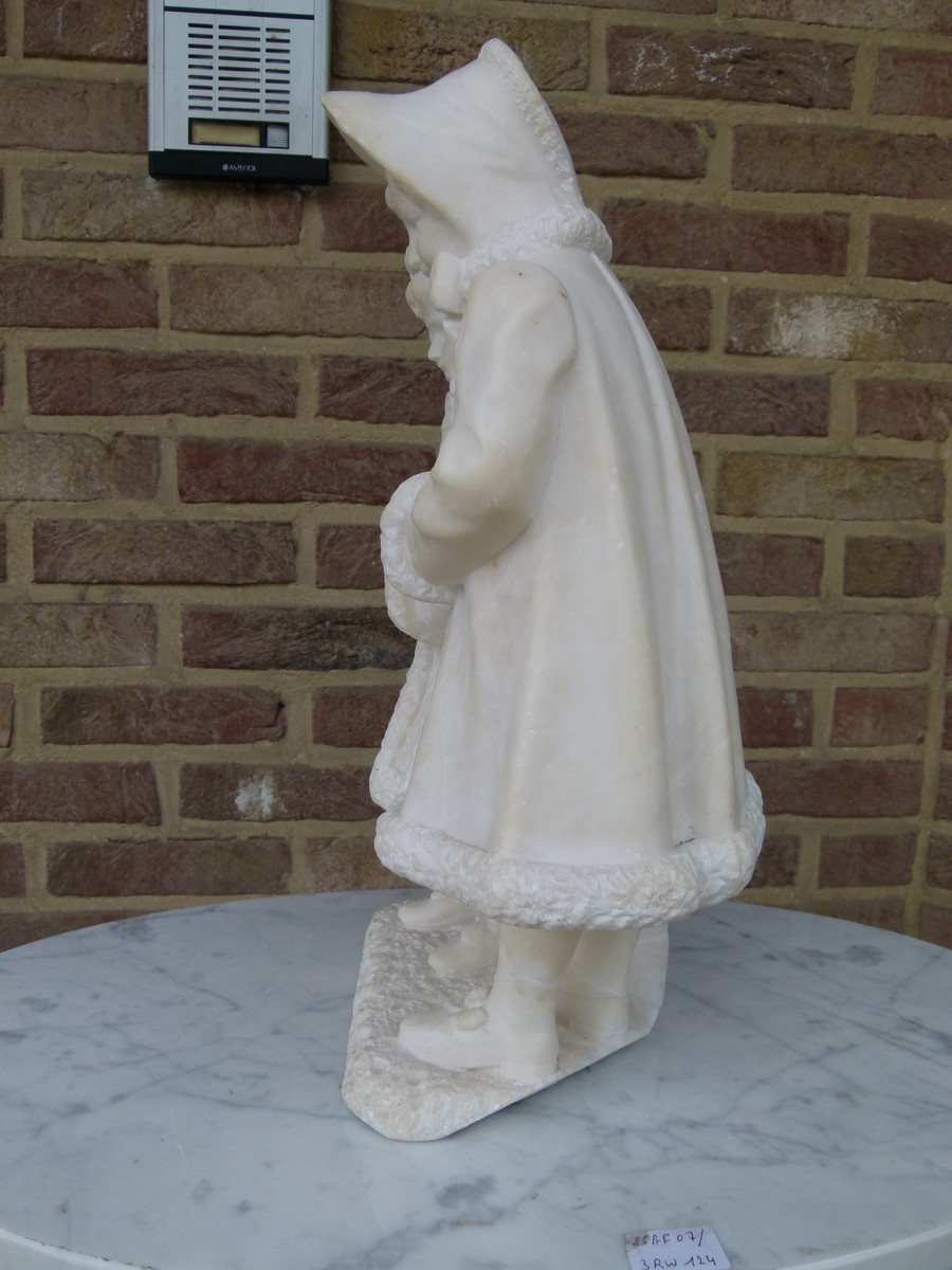 Bell epoque Sculpture of 2 girls