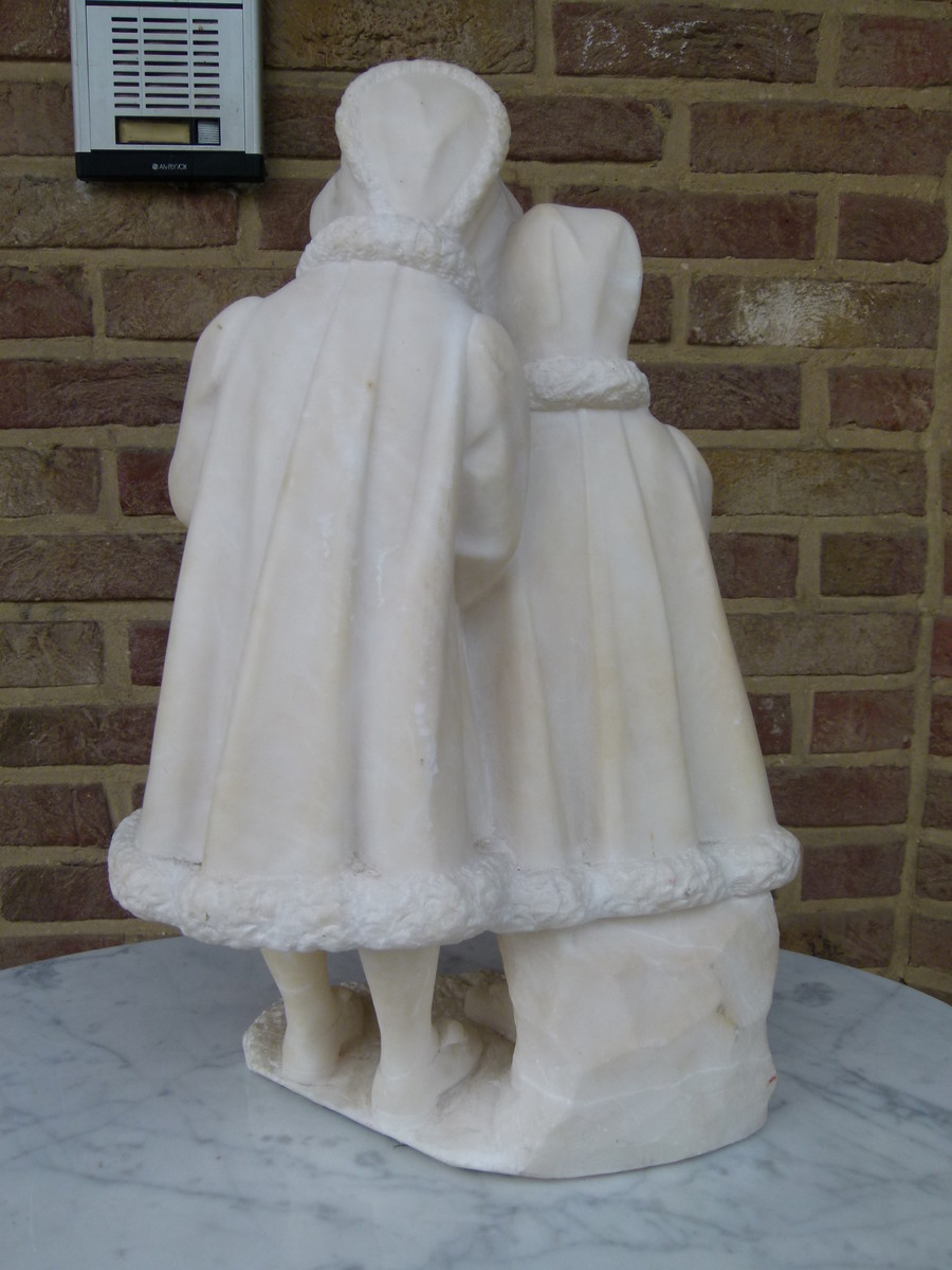 Bell epoque Sculpture of 2 girls