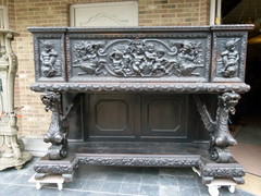 Barock Highly carved credence cabinet