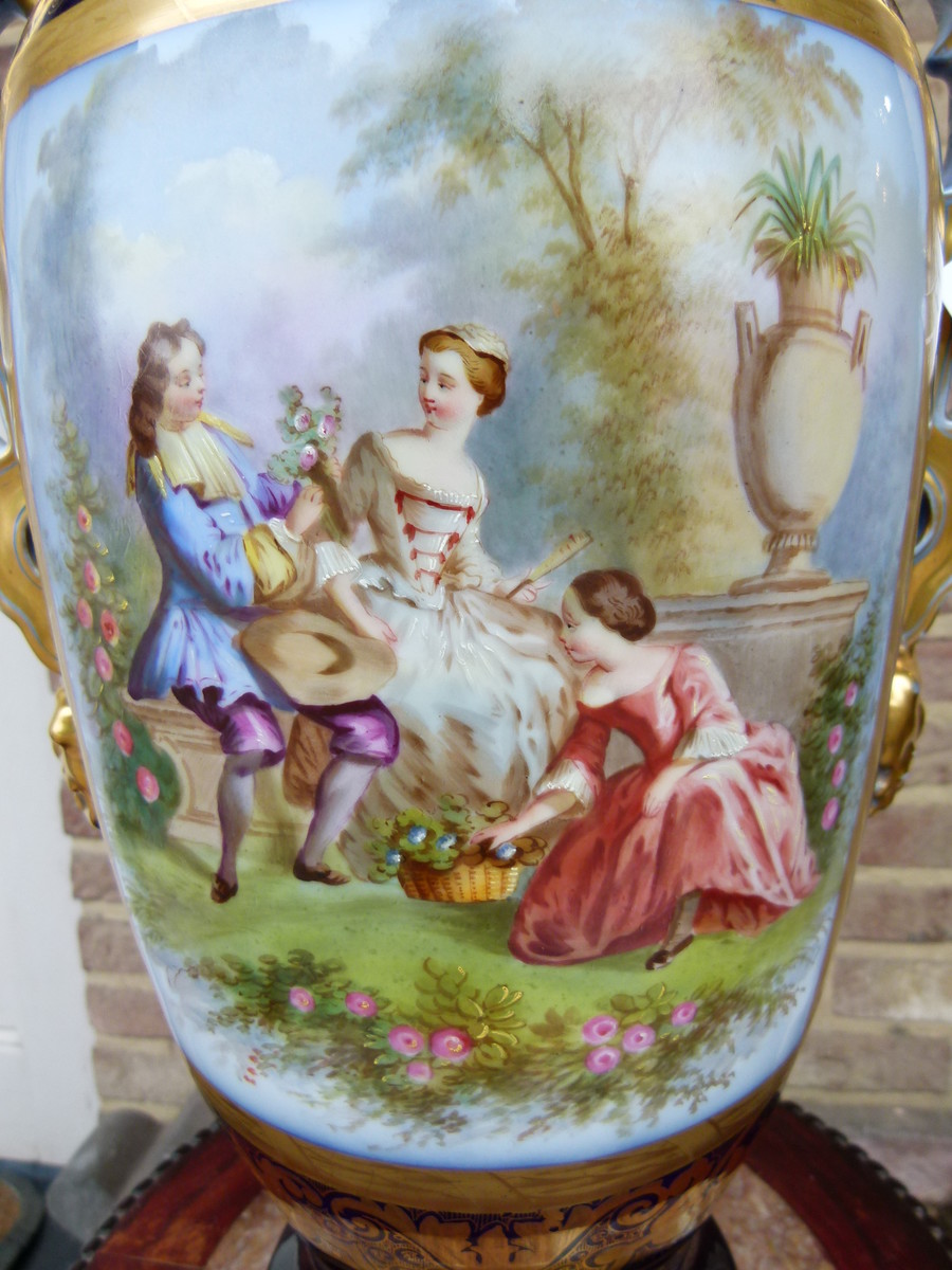 Louis Philippe Vase with romantic scene